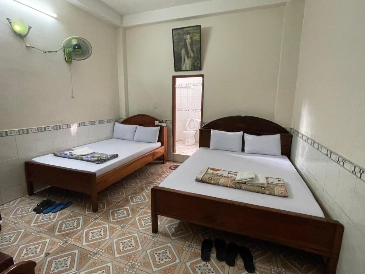 Khách sạn Quynh Hoa 2*